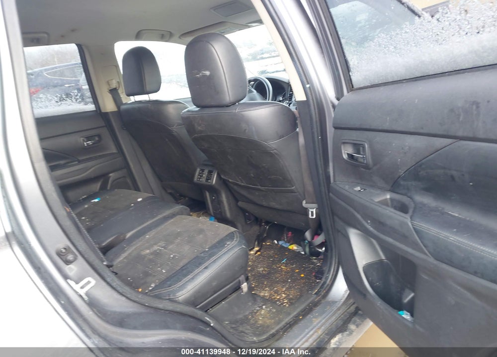 2019 MITSUBISHI OUTLANDER SE VIN: JA4AD3A34KZ043445