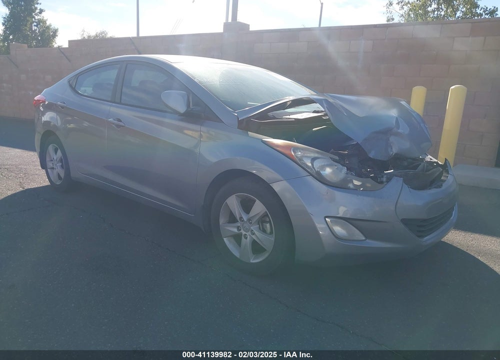 2013 HYUNDAI ELANTRA GLS VIN: KMHDH4AE9DU566678