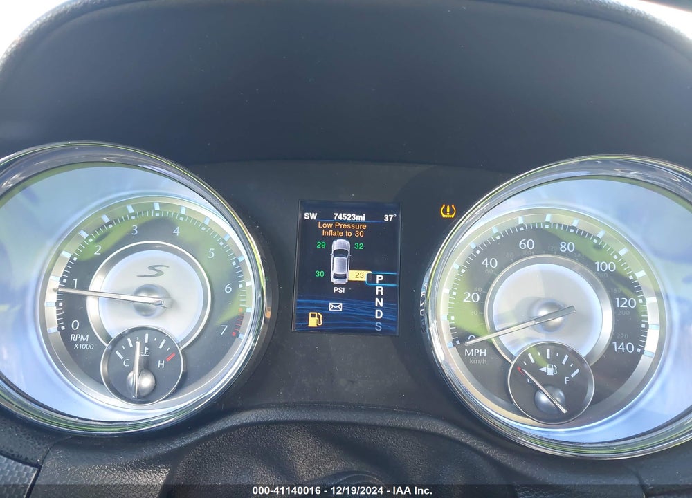 2014 CHRYSLER 300 VIN: 2C3CCAGG2EH381855