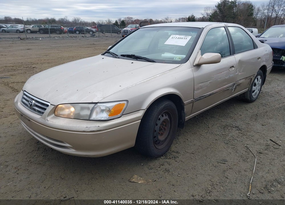 2000 TOYOTA CAMRY LE VIN: 4T1BG28K2YU978005