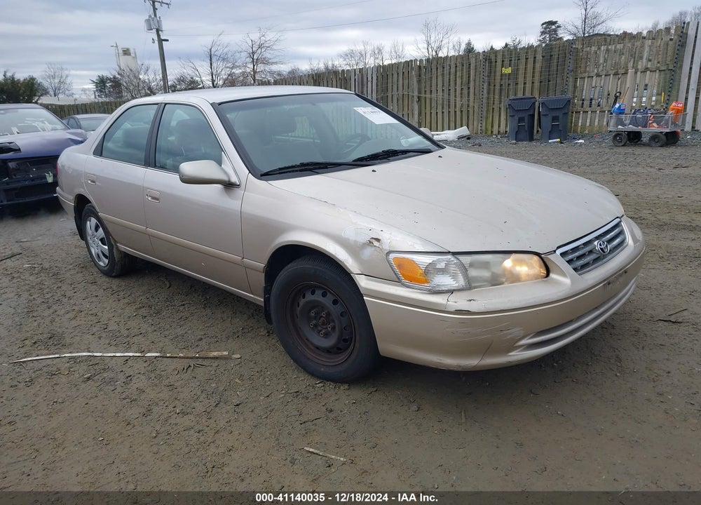 2000 TOYOTA CAMRY LE VIN: 4T1BG28K2YU978005