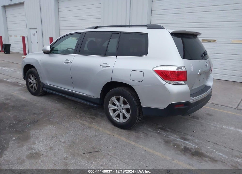 2013 TOYOTA HIGHLANDER SE V6 VIN: 5TDBK3EH6DS181532
