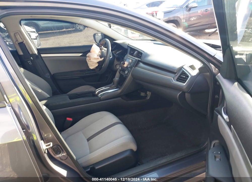 2019 HONDA CIVIC LX VIN: 19XFC2F64KE011053