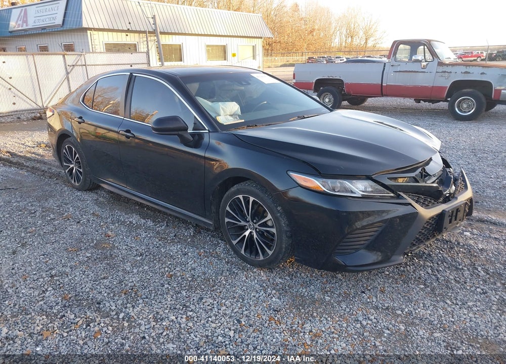 2018 TOYOTA CAMRY SE VIN: 4T1B11HK2JU048753