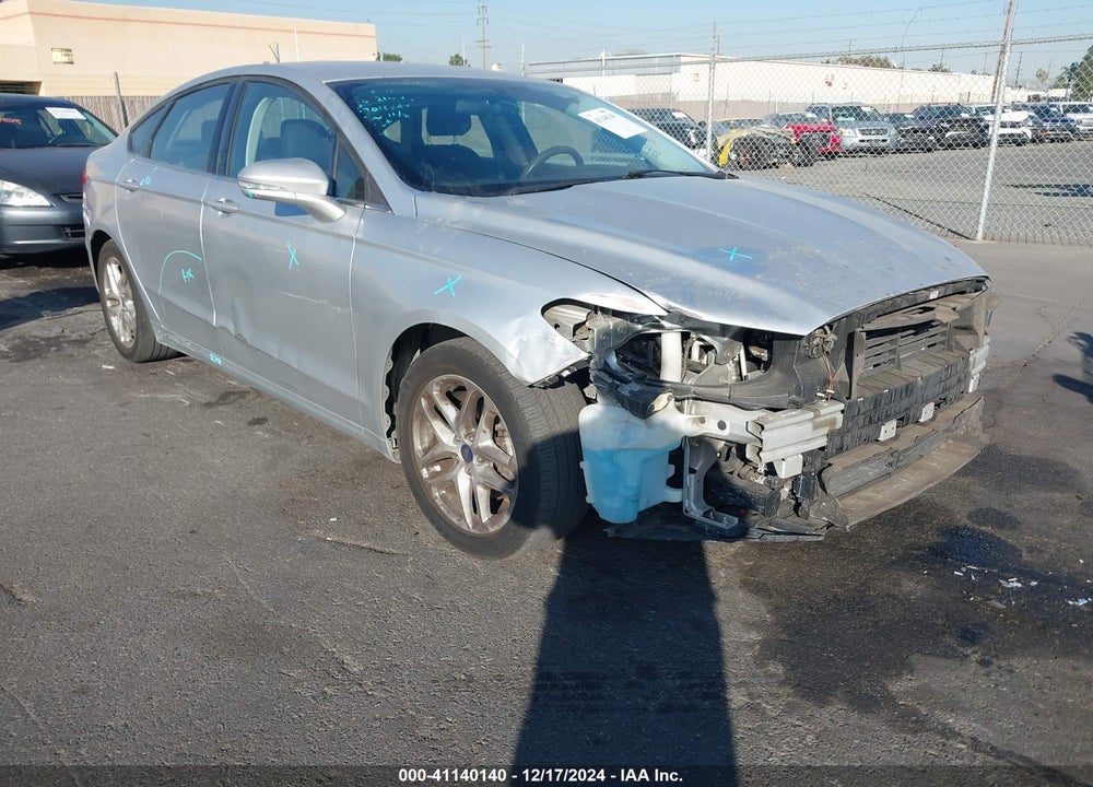 2014 FORD FUSION SE VIN: 3FA6P0HD2ER392876