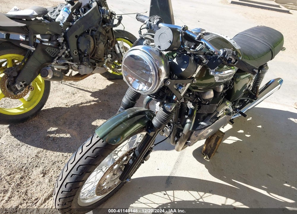 2013 TRIUMPH MOTORCYCLE THRUXTON VIN: SMT920K16DT572073