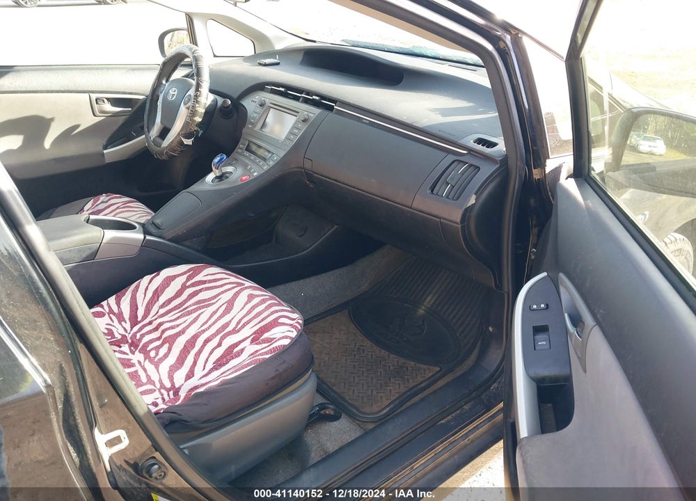 2015 TOYOTA PRIUS TWO VIN: JTDKN3DU2F0412759