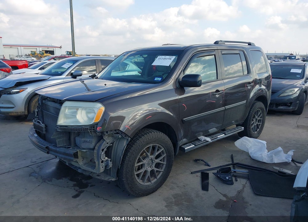 2012 HONDA PILOT LX VIN: 5FNYF4H21CB007530