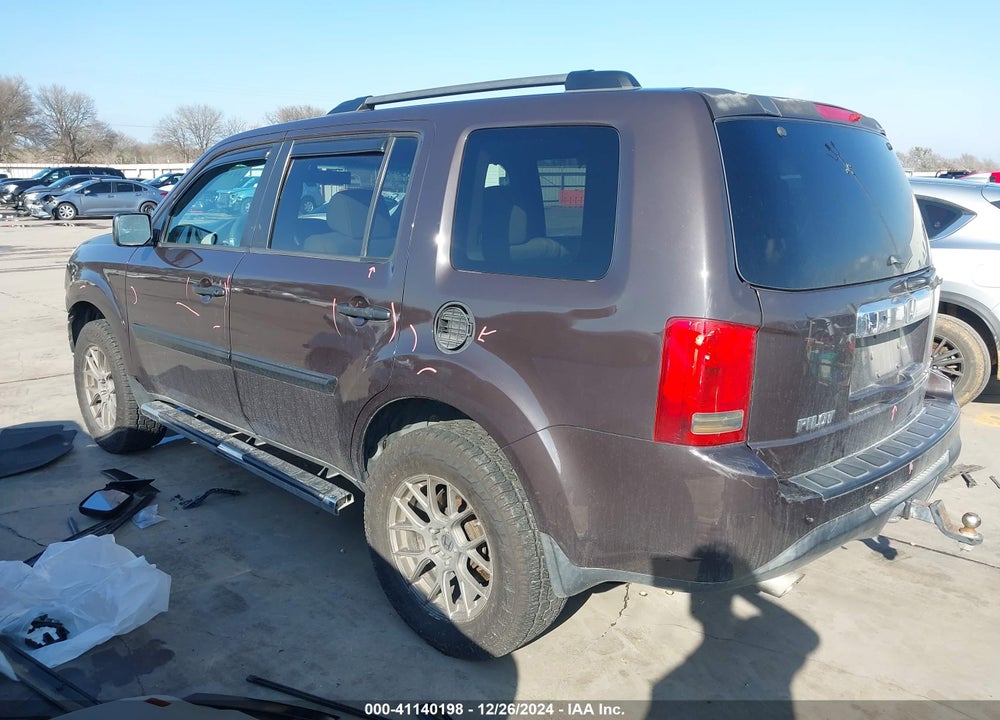 2012 HONDA PILOT LX VIN: 5FNYF4H21CB007530