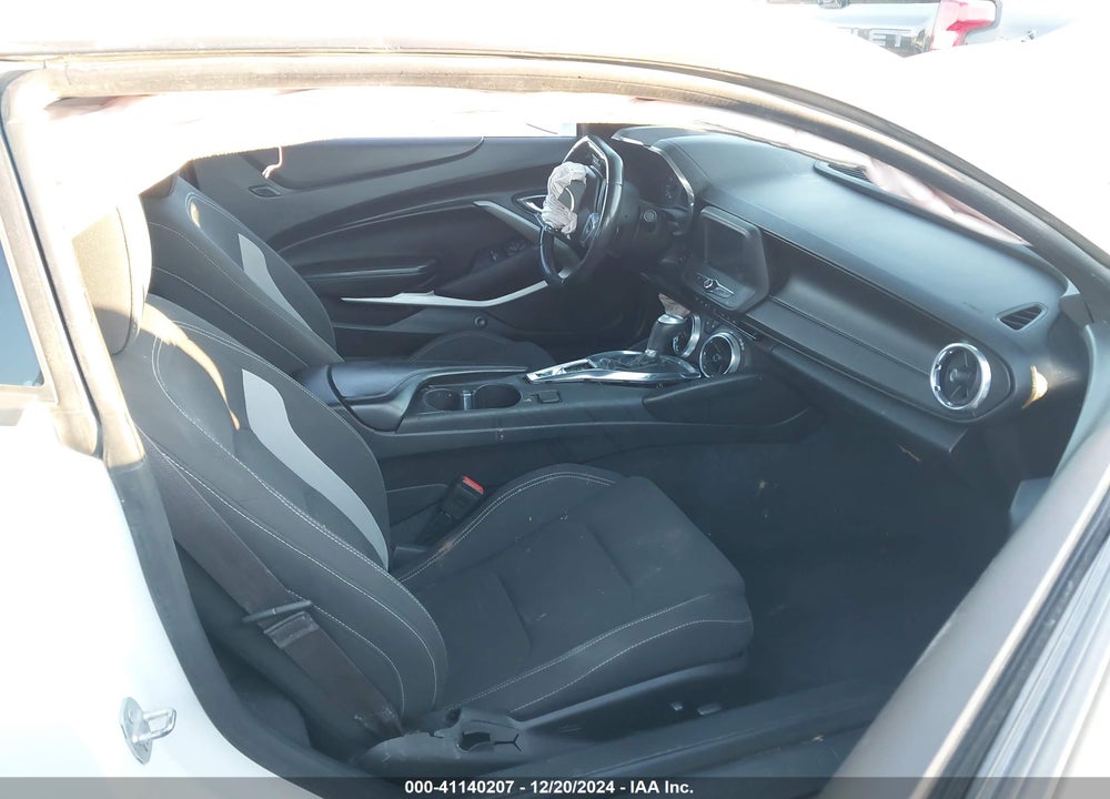 2017 CHEVROLET CAMARO 1LT VIN: 1G1FB1RX2H0158516