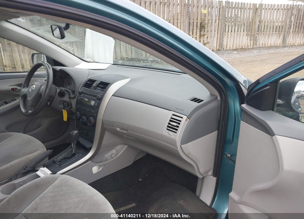2009 TOYOTA COROLLA LE VIN: JTDBL40E299027440