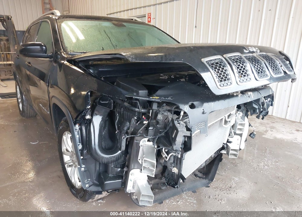 2019 JEEP CHEROKEE LATITUDE 4X4 VIN: 1C4PJMCX5KD155070