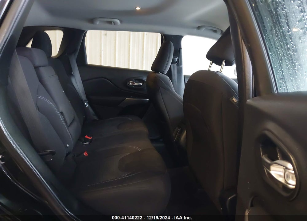 2019 JEEP CHEROKEE LATITUDE 4X4 VIN: 1C4PJMCX5KD155070