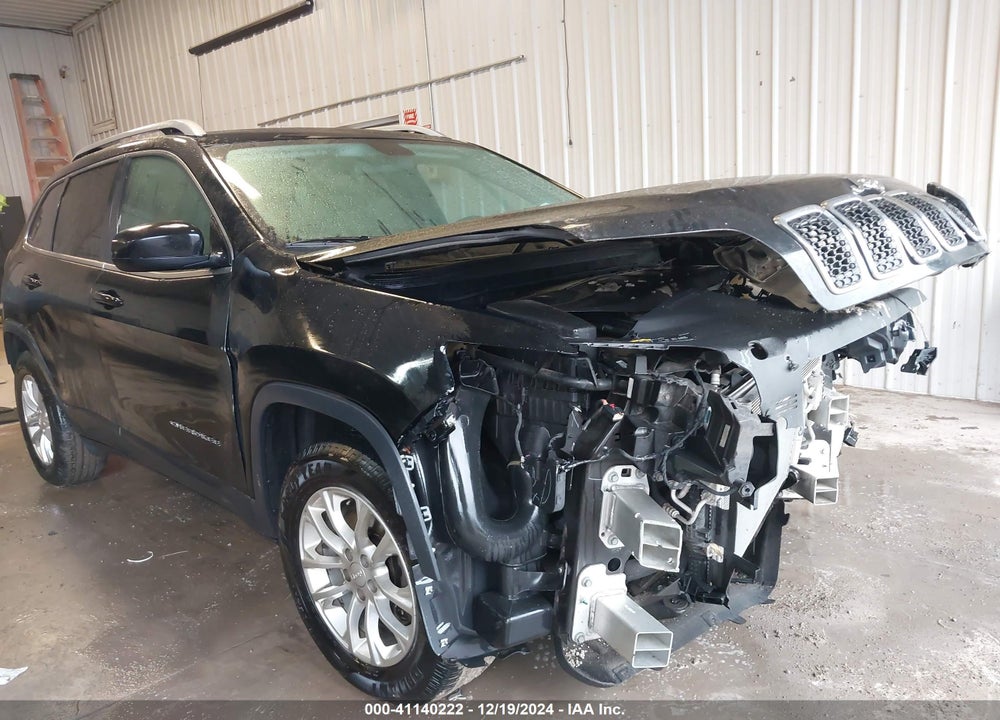 2019 JEEP CHEROKEE LATITUDE 4X4 VIN: 1C4PJMCX5KD155070