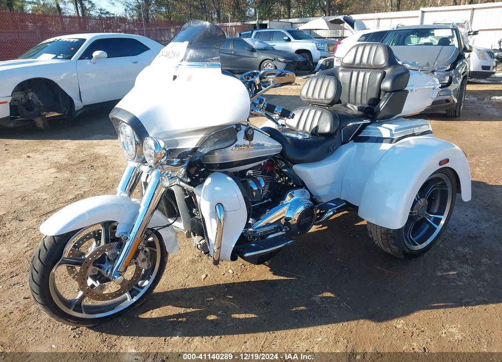 2020 HARLEY-DAVIDSON FLHTCUTGSE VIN: 1HD1TBH18LB950831