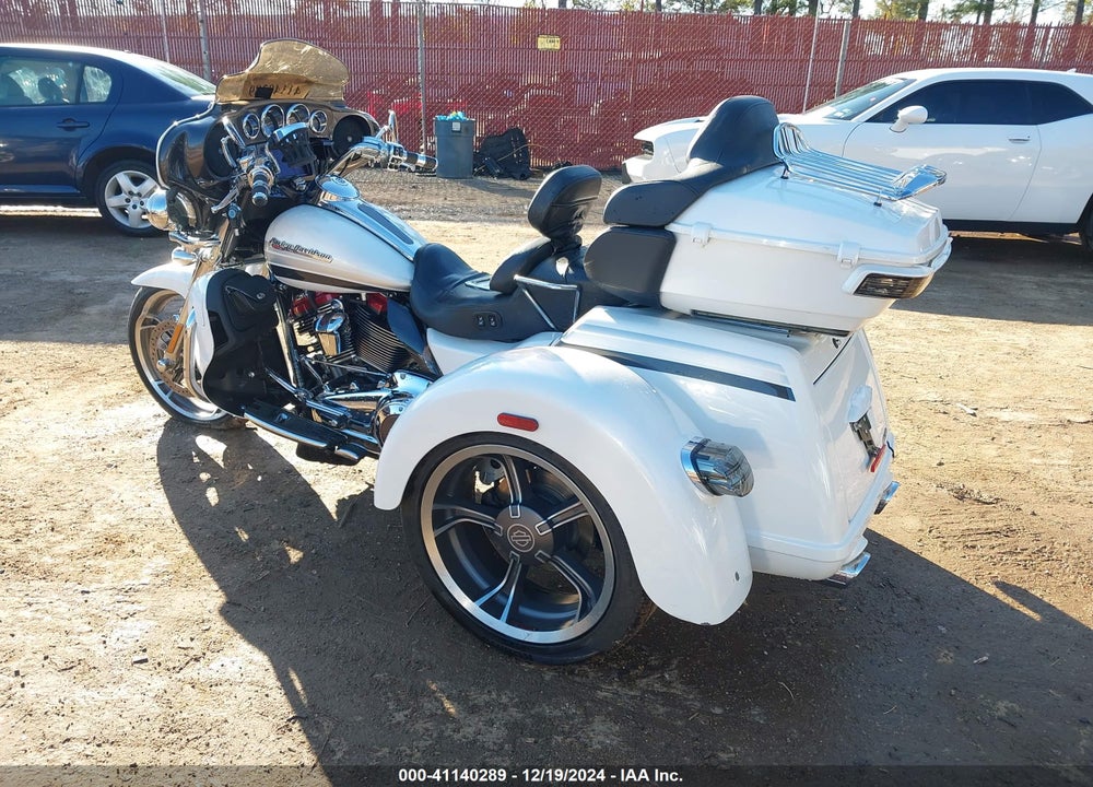 2020 HARLEY-DAVIDSON FLHTCUTGSE VIN: 1HD1TBH18LB950831