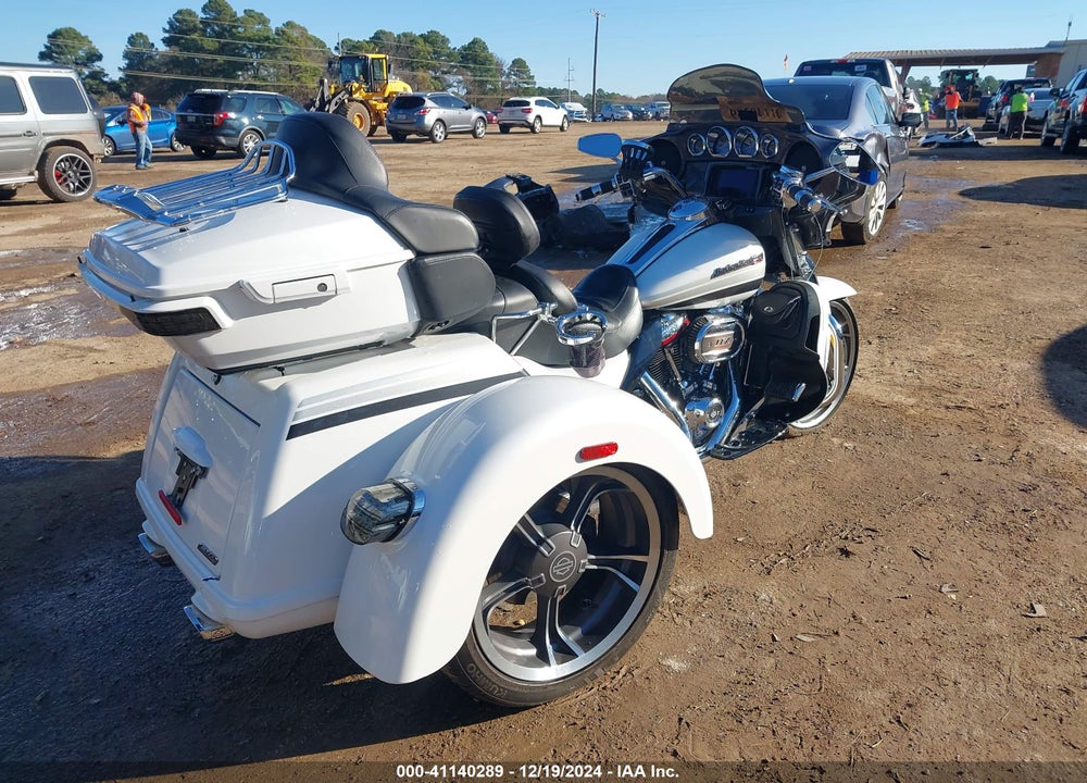 2020 HARLEY-DAVIDSON FLHTCUTGSE VIN: 1HD1TBH18LB950831