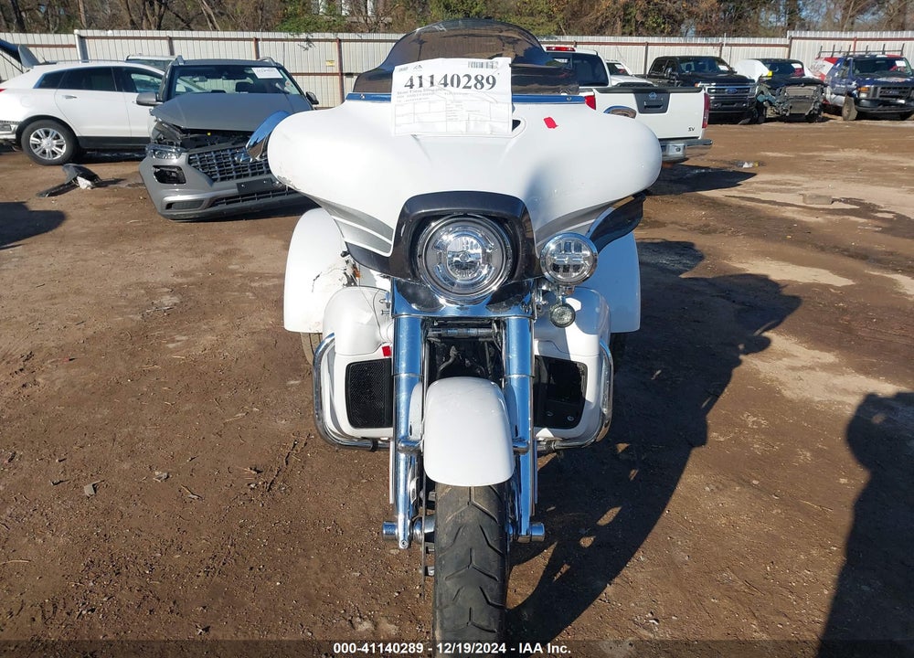 2020 HARLEY-DAVIDSON FLHTCUTGSE VIN: 1HD1TBH18LB950831