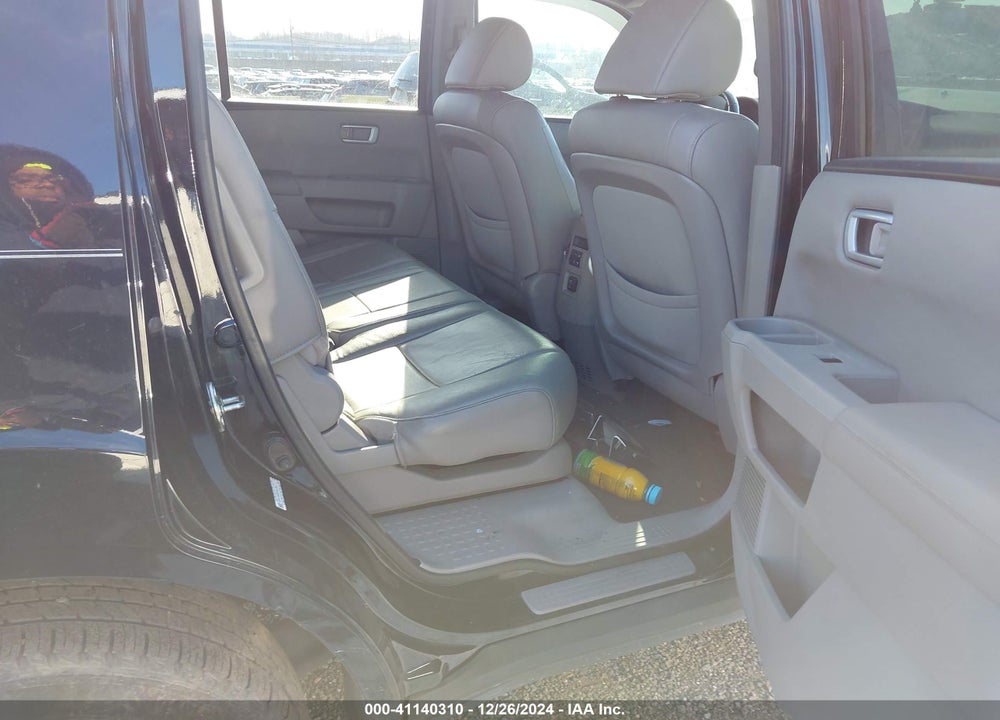 2015 HONDA PILOT EX-L VIN: 5FNYF4H55FB027004
