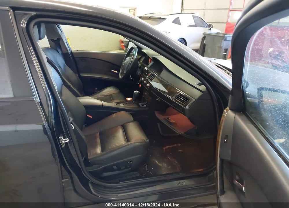 2006 BMW 550I VIN: WBANB53506CP00030