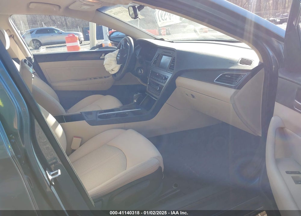 2017 HYUNDAI SONATA SPORT VIN: 5NPE34AF8HH472758