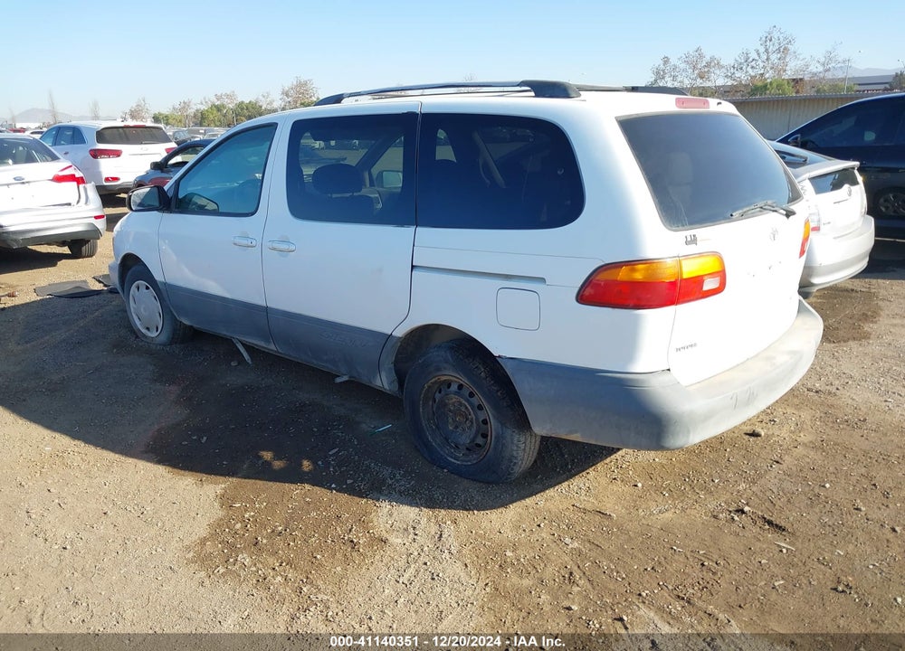 1998 TOYOTA SIENNA LE VIN: 4T3ZF13C2WU011474