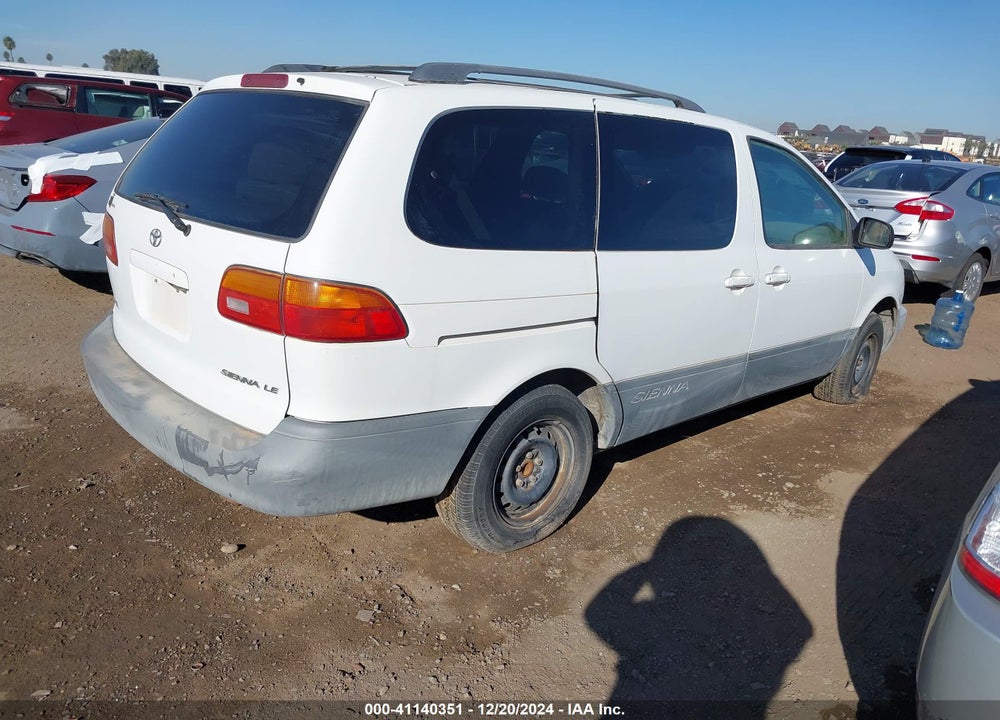 1998 TOYOTA SIENNA LE VIN: 4T3ZF13C2WU011474