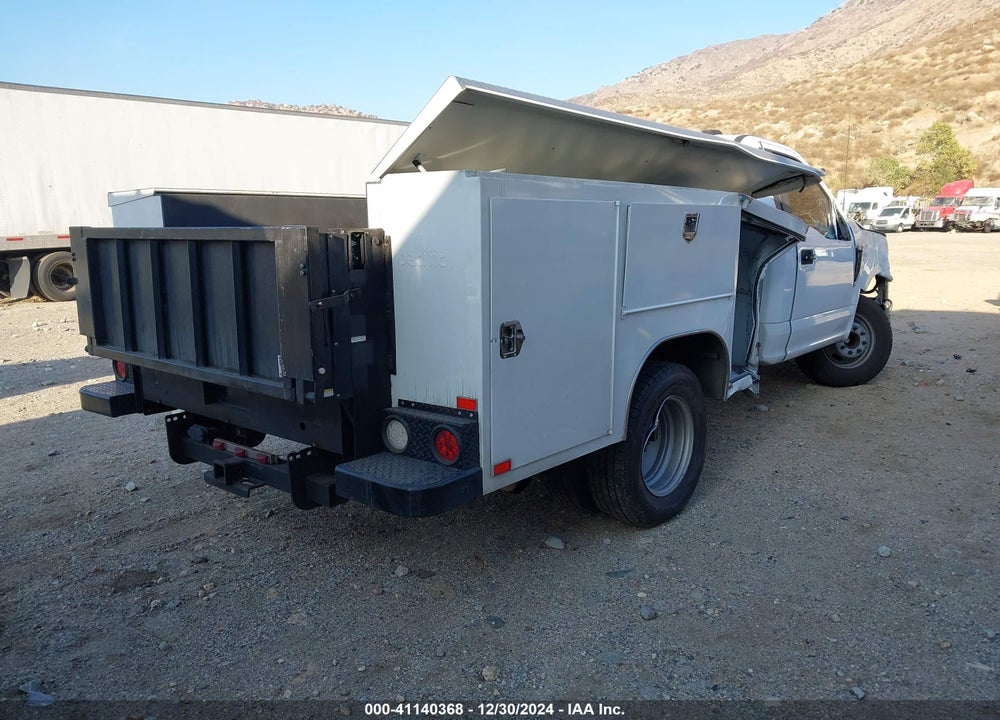 2021 FORD F-350 CHASSIS XL VIN: 1FDRF3GN0MED80289