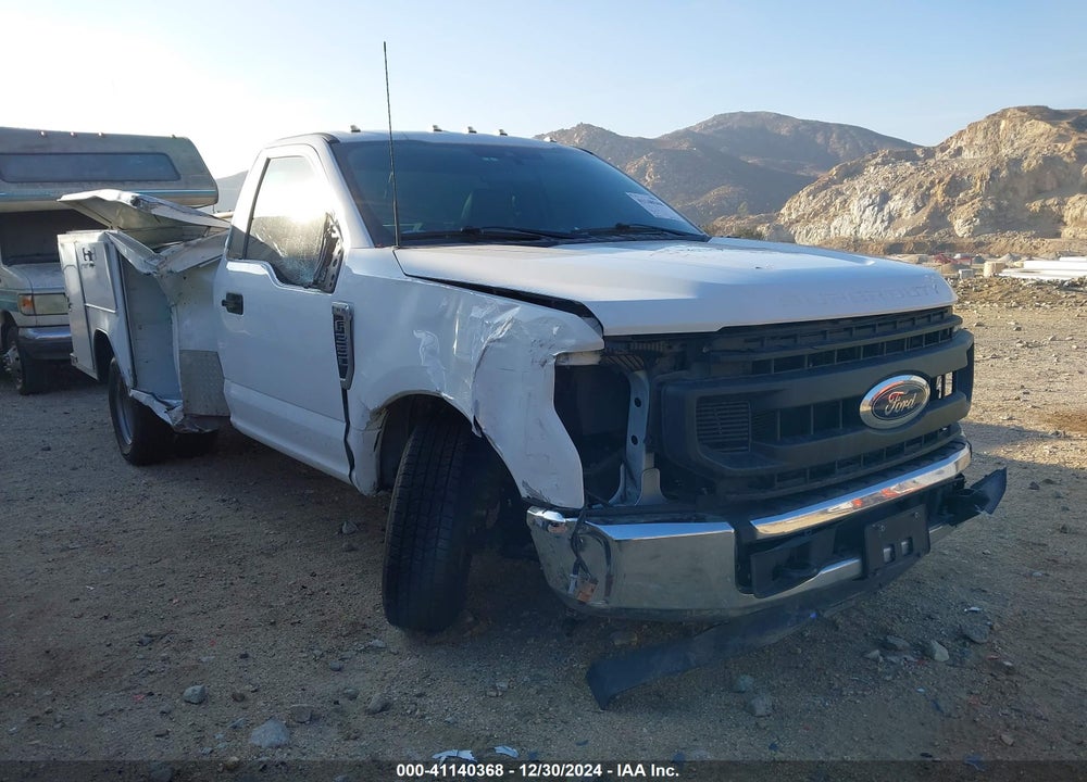 2021 FORD F-350 CHASSIS XL VIN: 1FDRF3GN0MED80289