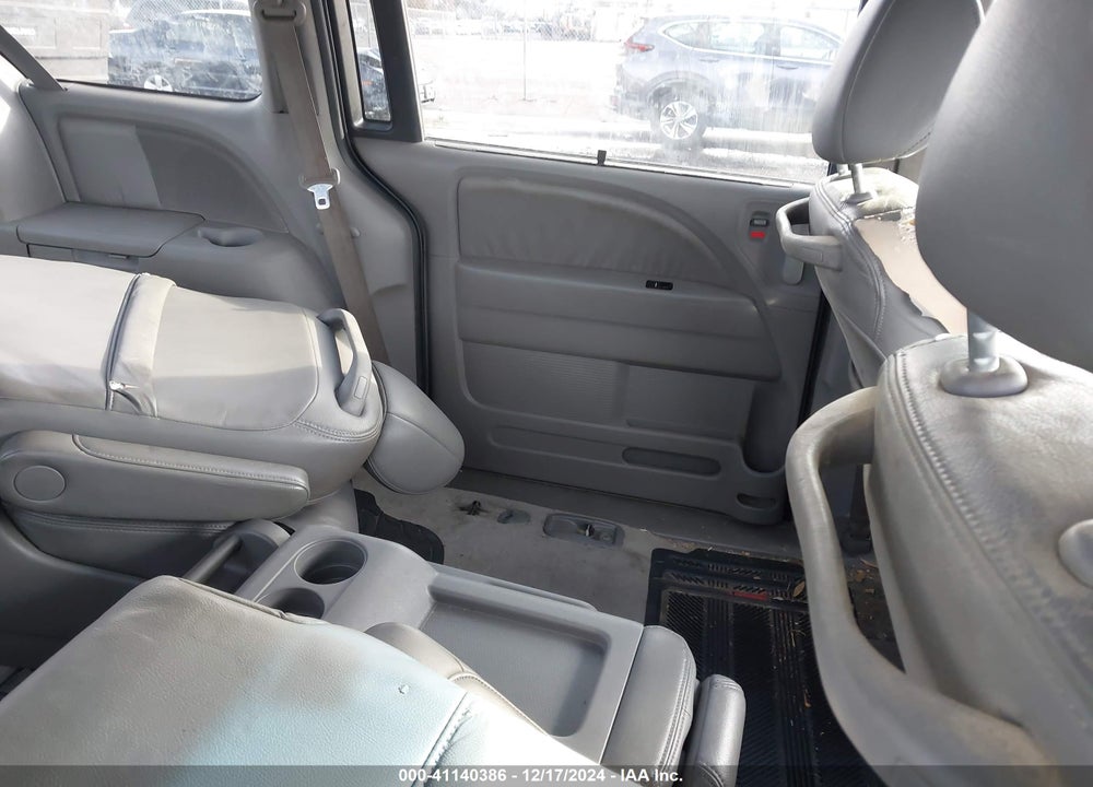 2010 HONDA ODYSSEY TOURING VIN: 5FNRL3H91AB107340
