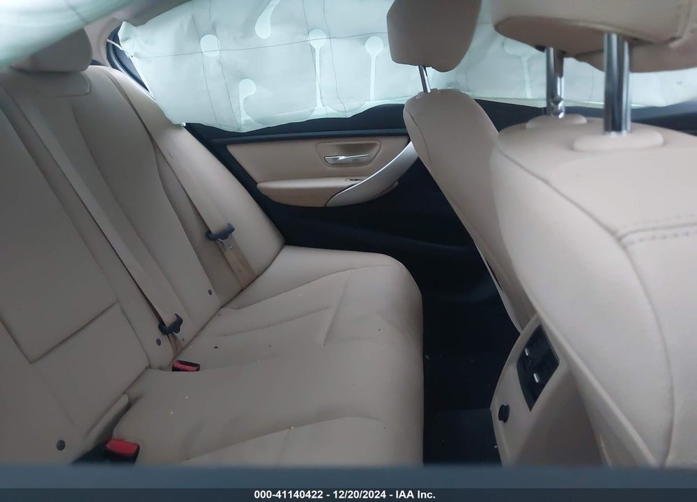 2018 BMW 320I XDRIVE VIN: WBA8E5G58JNV02954