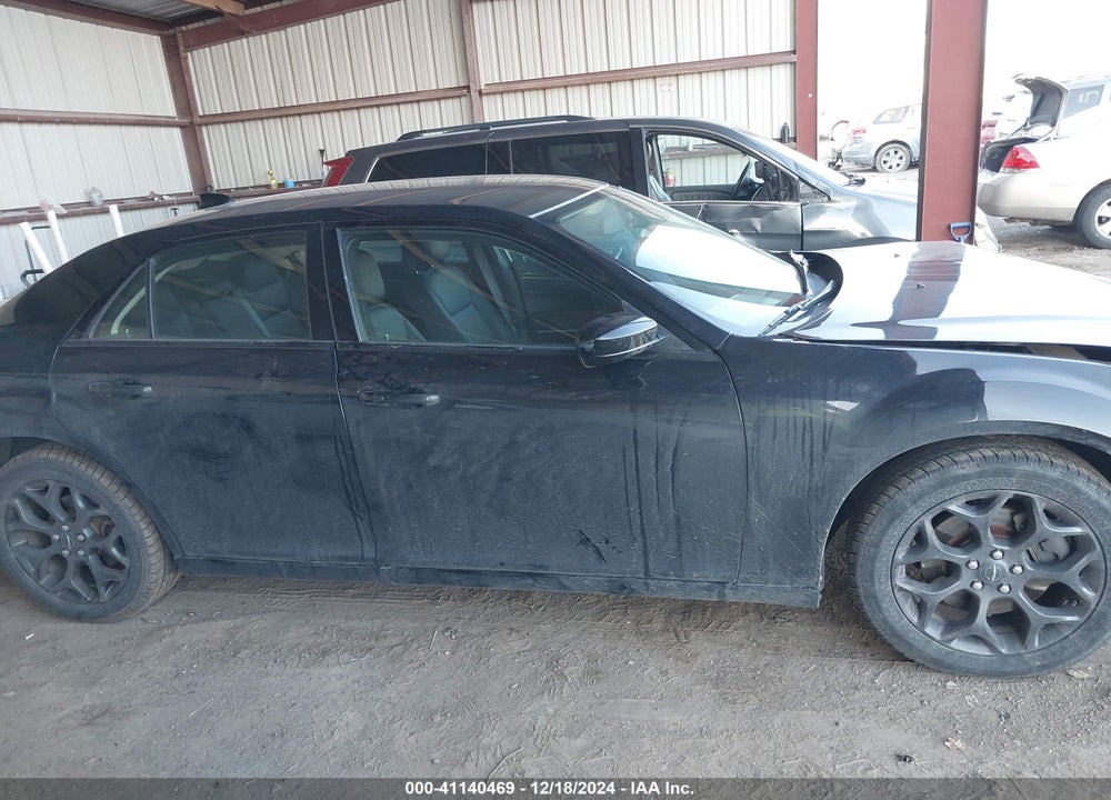 2019 CHRYSLER 300 TOURING AWD VIN: 2C3CCARG1KH706326