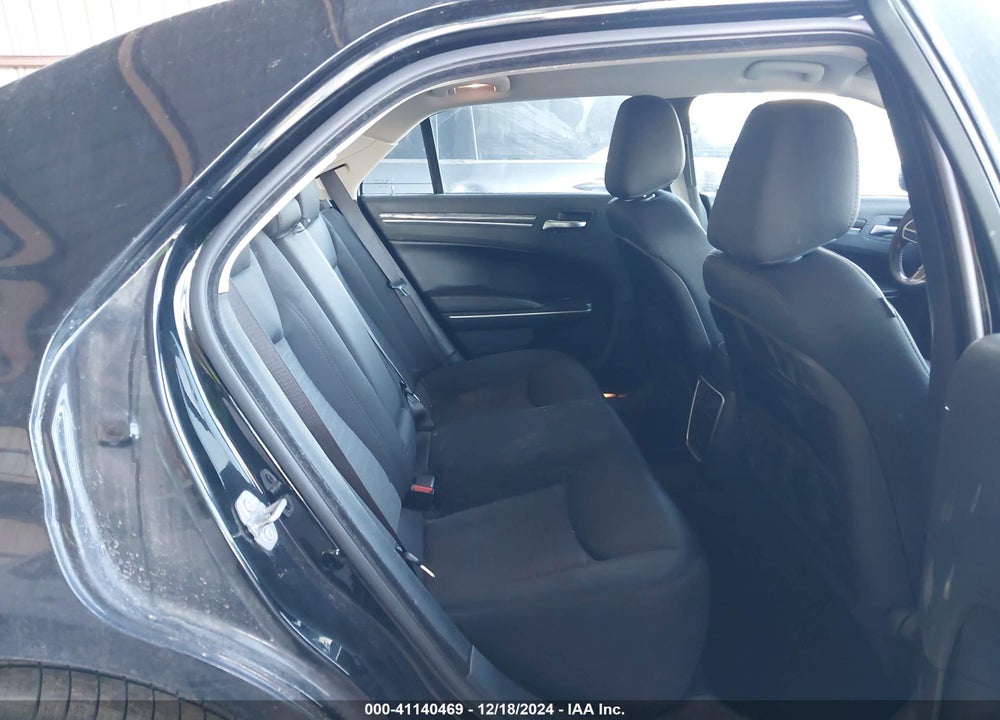2019 CHRYSLER 300 TOURING AWD VIN: 2C3CCARG1KH706326