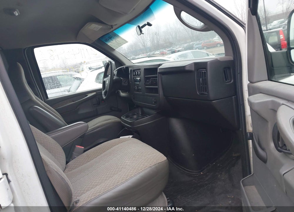 2008 CHEVROLET EXPRESS VIN: 1GCGG25C581226114