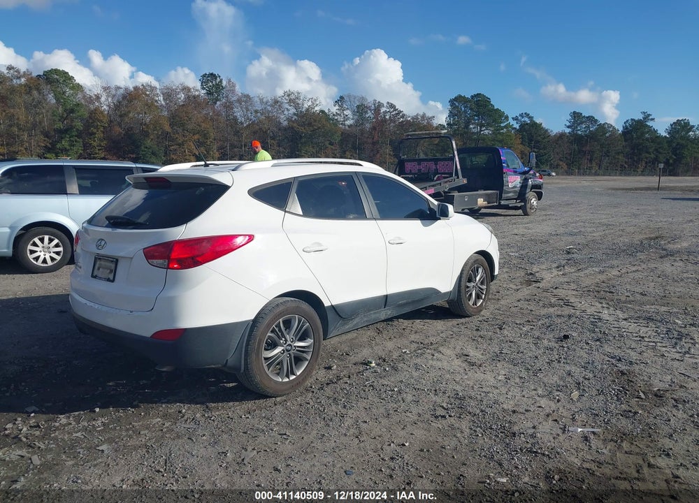 2014 HYUNDAI TUCSON SE VIN: KM8JU3AG0EU869845