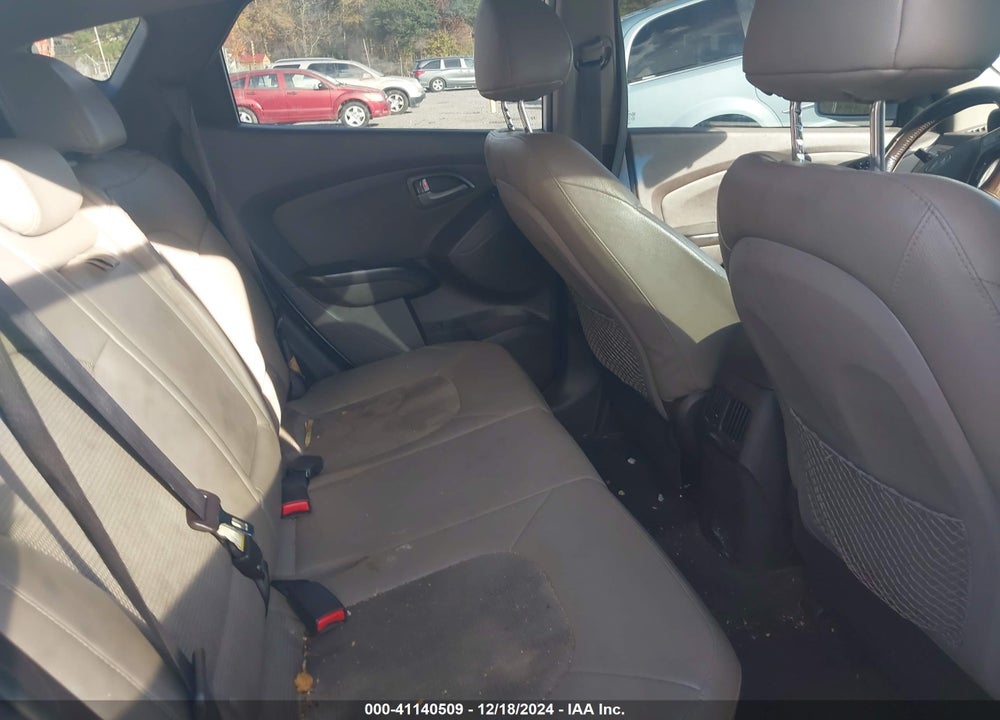2014 HYUNDAI TUCSON SE VIN: KM8JU3AG0EU869845
