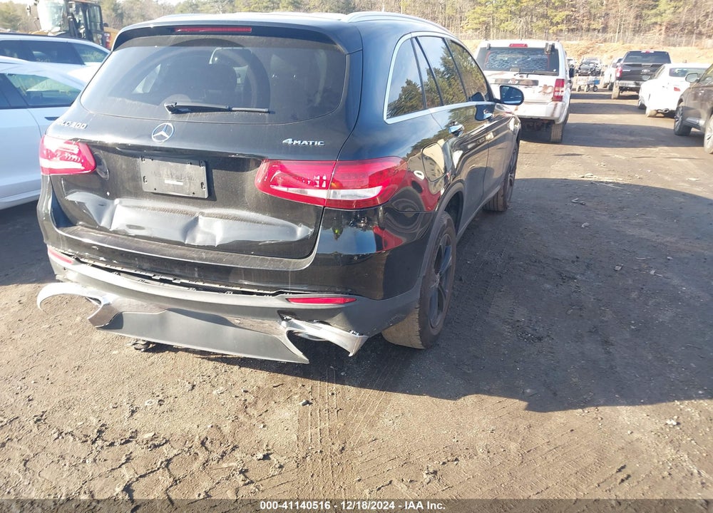 2018 MERCEDES-BENZ GLC 300 VIN: WDC0G4KB3JV040301