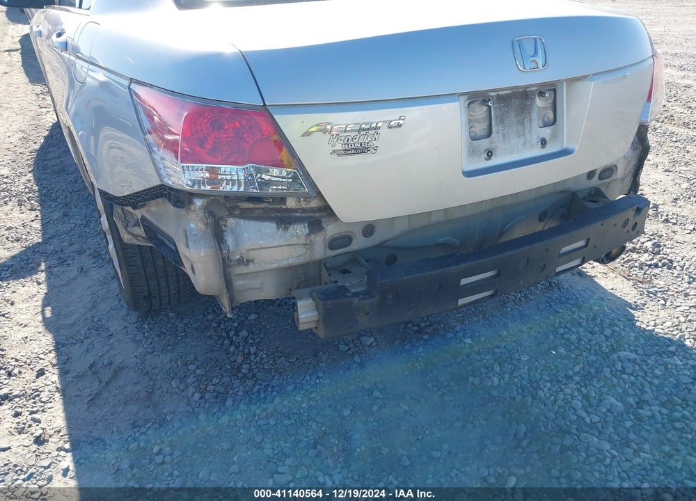 2010 HONDA ACCORD 2.4 EX-L VIN: 1HGCP2F85AA043506