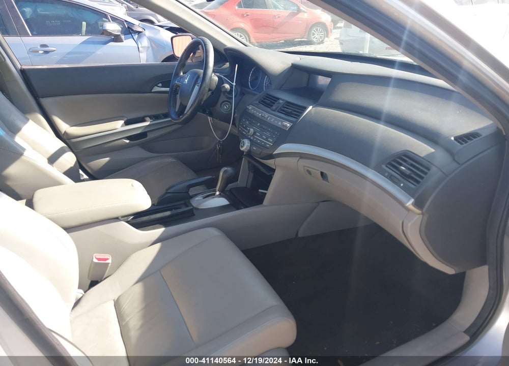 2010 HONDA ACCORD 2.4 EX-L VIN: 1HGCP2F85AA043506