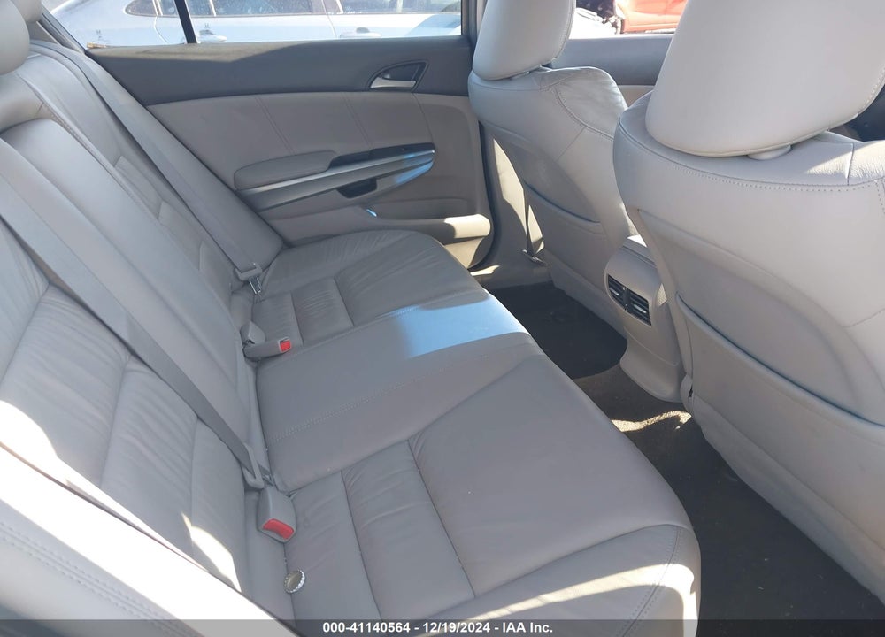 2010 HONDA ACCORD 2.4 EX-L VIN: 1HGCP2F85AA043506