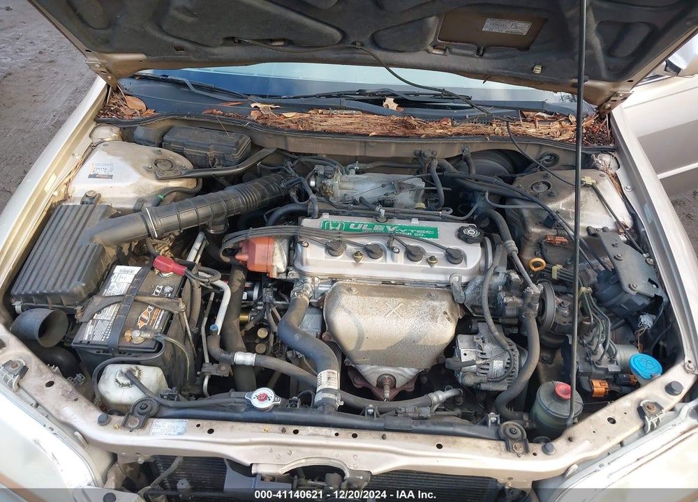 2000 HONDA ACCORD 2.3 EX VIN: 1HGCG6689YA131248