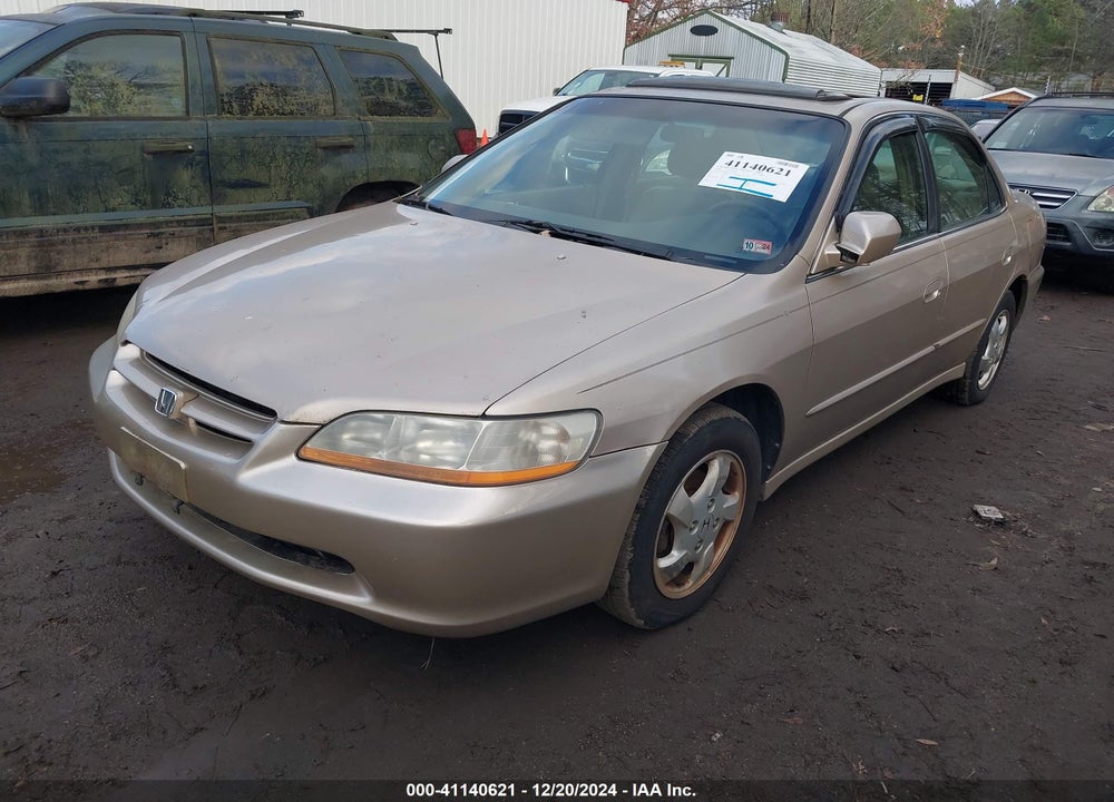 2000 HONDA ACCORD 2.3 EX VIN: 1HGCG6689YA131248