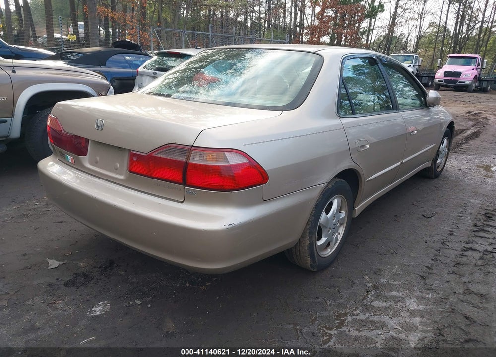 2000 HONDA ACCORD 2.3 EX VIN: 1HGCG6689YA131248