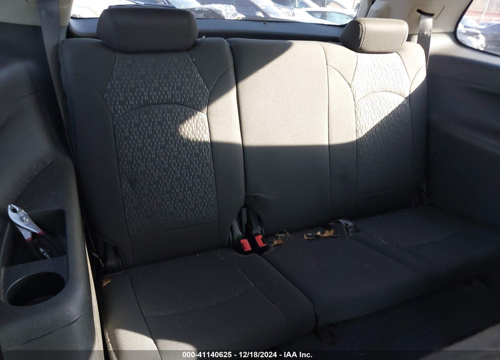 2011 GMC ACADIA SLE VIN: 1GKKVPED1BJ141501
