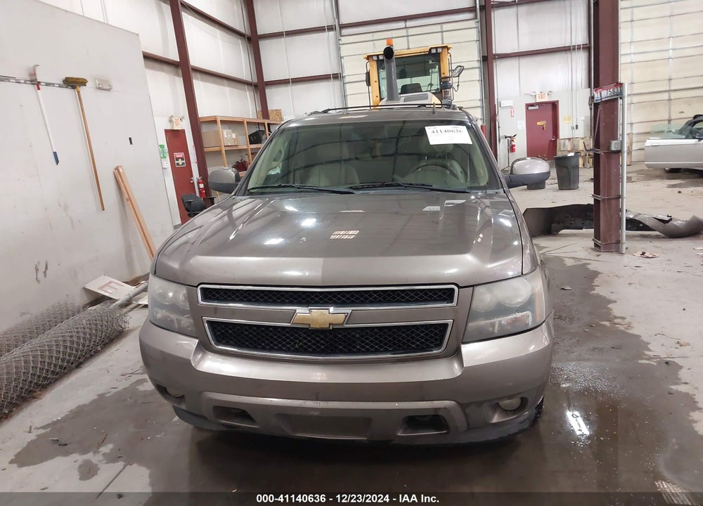 2011 CHEVROLET TAHOE LT VIN: 1GNSKBE00BR381295