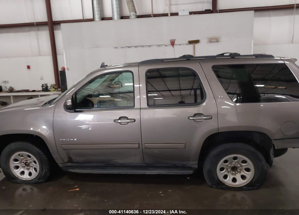 2011 CHEVROLET TAHOE LT VIN: 1GNSKBE00BR381295