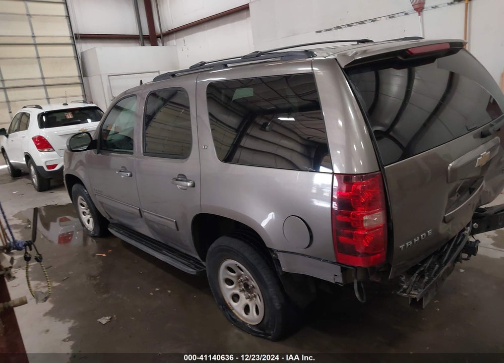 2011 CHEVROLET TAHOE LT VIN: 1GNSKBE00BR381295