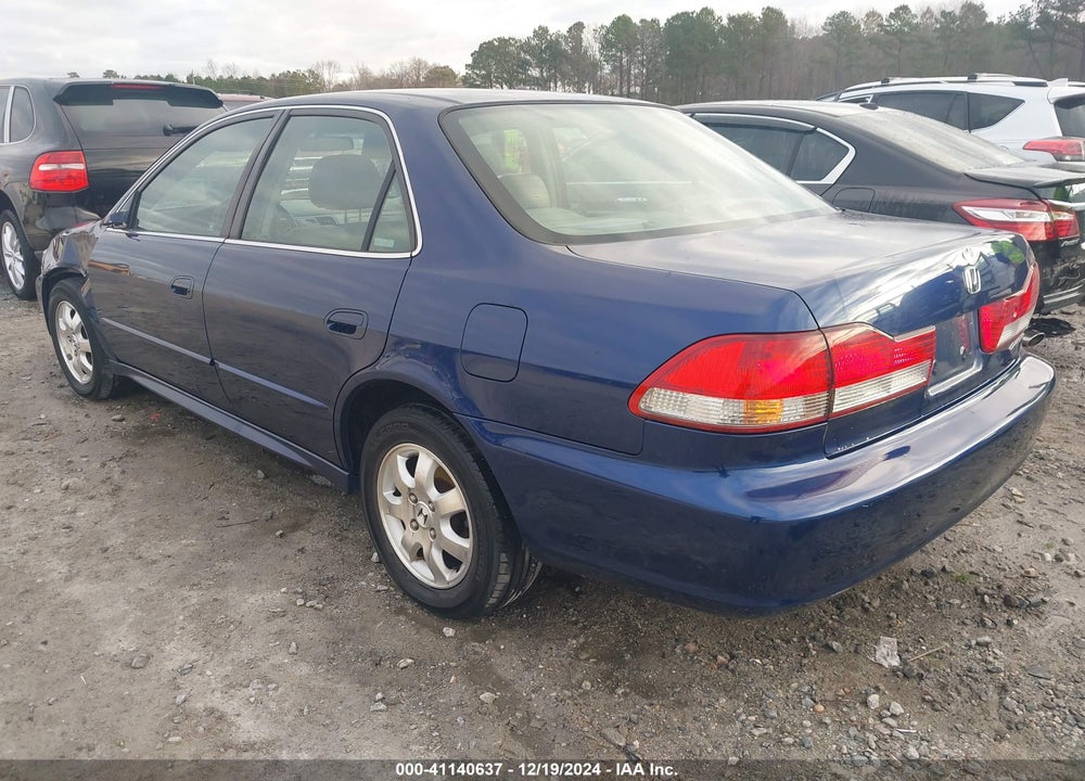 2001 HONDA ACCORD 2.3 EX VIN: JHMCG66021C026763