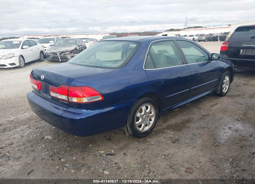 2001 HONDA ACCORD 2.3 EX VIN: JHMCG66021C026763
