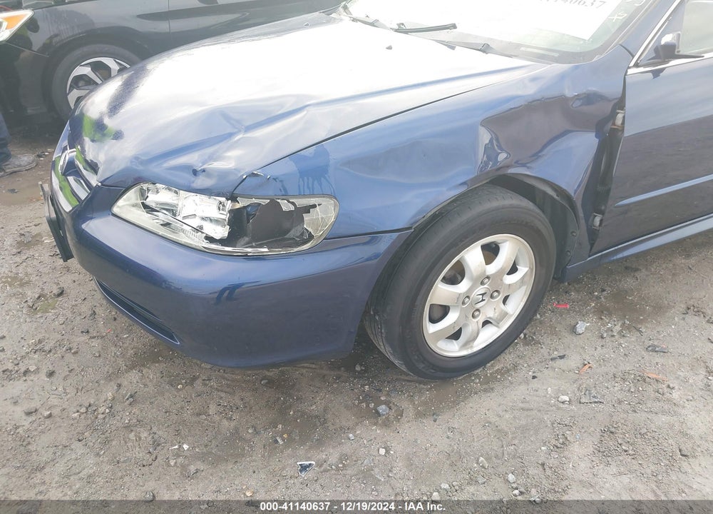 2001 HONDA ACCORD 2.3 EX VIN: JHMCG66021C026763
